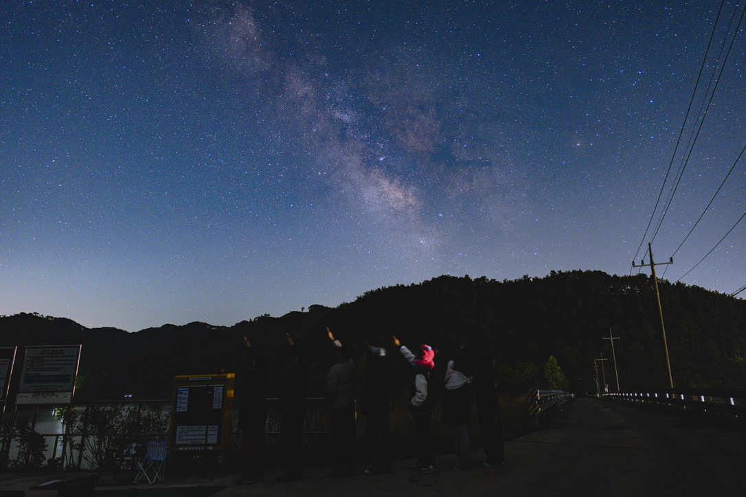 잔별 단체 이미지